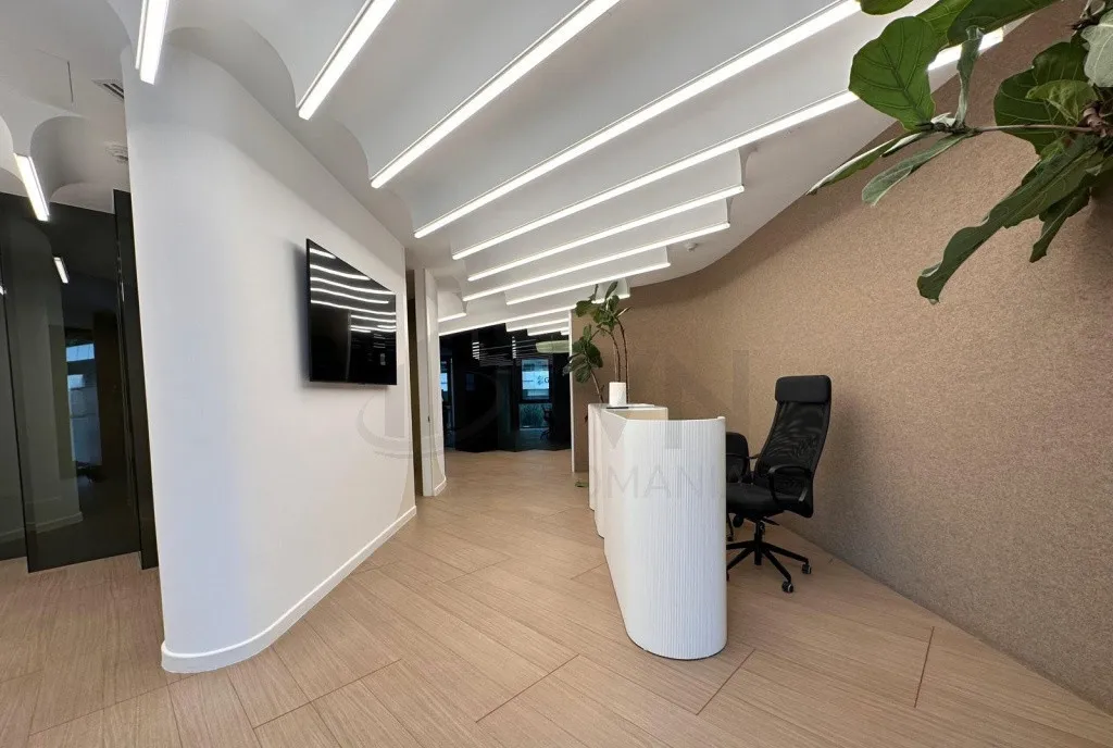 Spatiu comercial de inchiriat l Birouri l Pipera