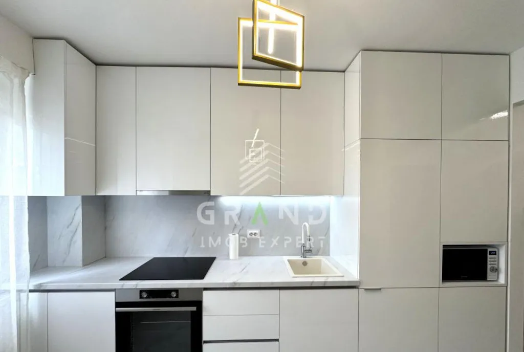 3 camere decomandat 2 bai 2 balcoane Pet Friendly M