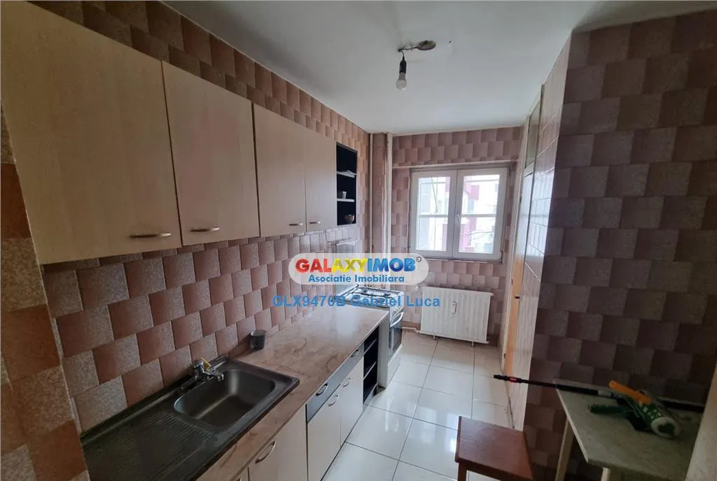 Apartament 3 camere 65mp Decomandat MIhai Bravu Dristo