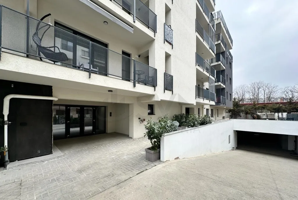 Cladire de Birouri l De l Bucurestii Noi Chitila