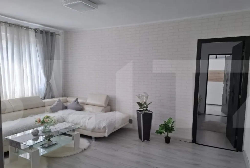 Apartament 3 camere Soarelui