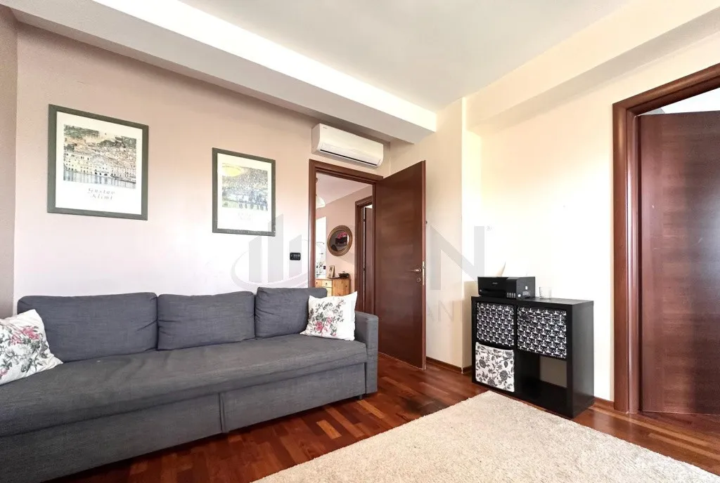 Casa 5 camere Pipera American Village