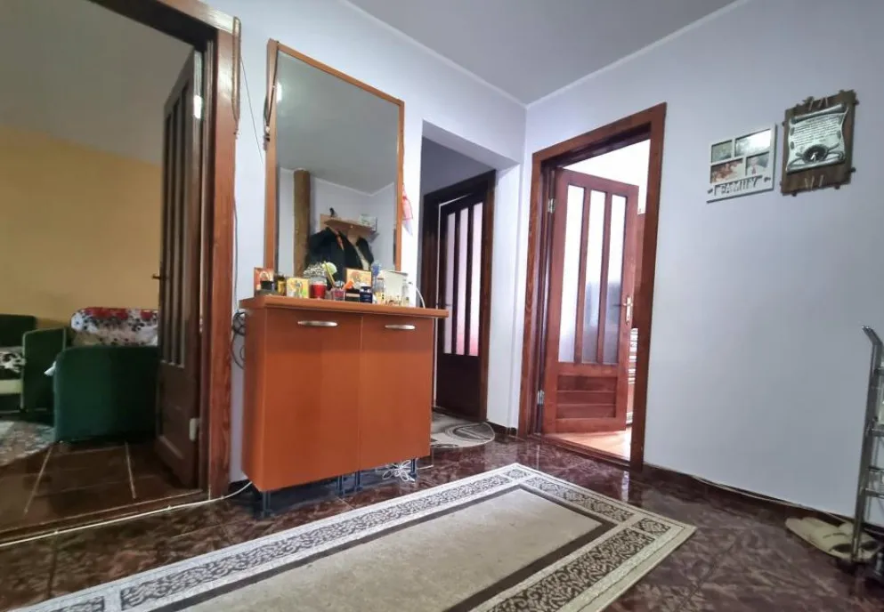 Mioritei colt cu Banca Nationala Apartament 3 camere d