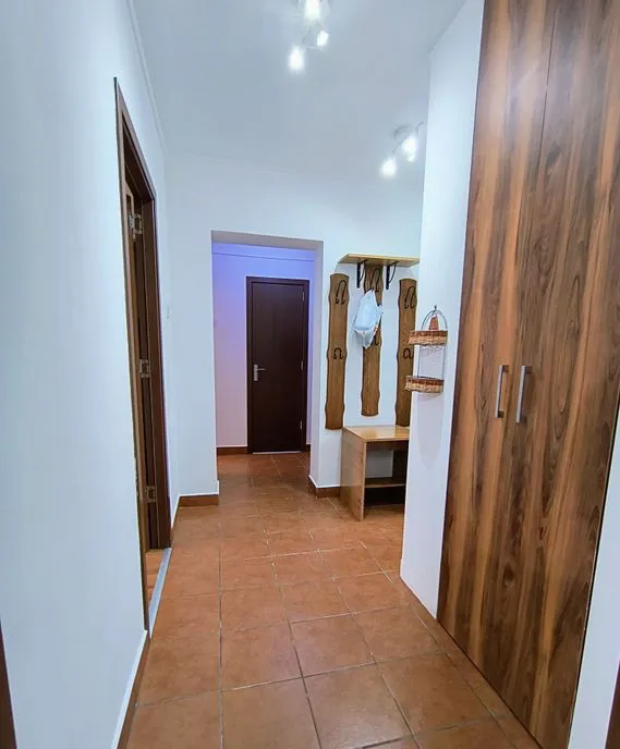 Apartament 3 camere Calea Mosilor