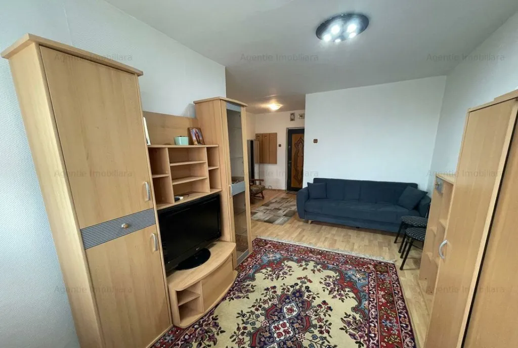 Garsoniera Piata Delfinului Bloc Mixt