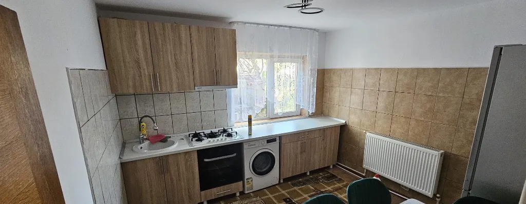 Inchiriere apartament 2 camere la curte Rahova