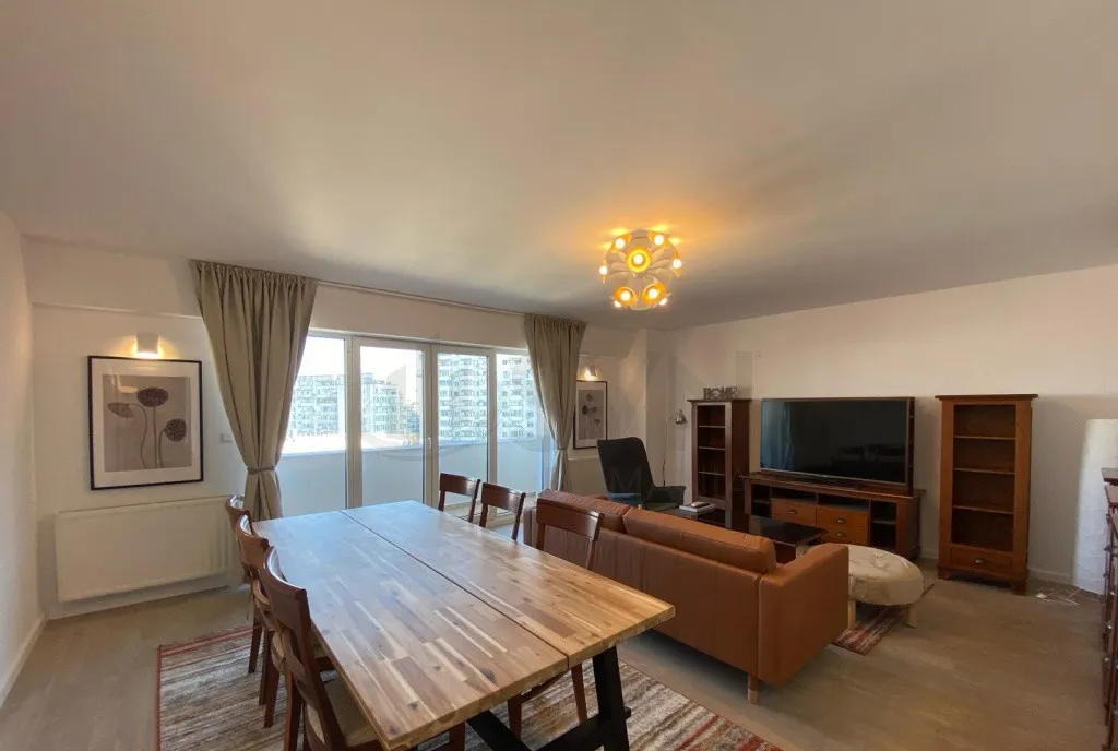 Apartament 3 camere Unirii Decebal