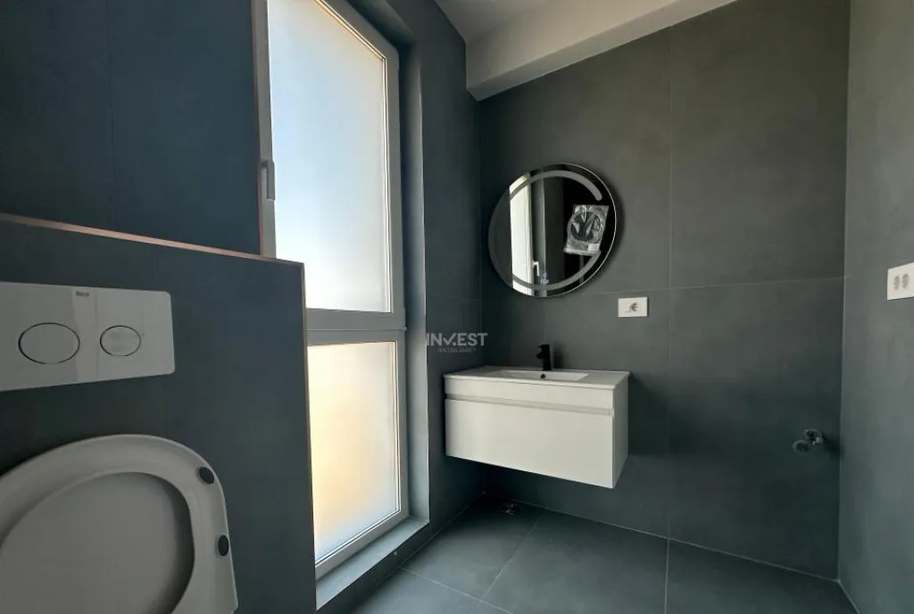 Mutare imediata 2 camere bloc nou lift mall moldova