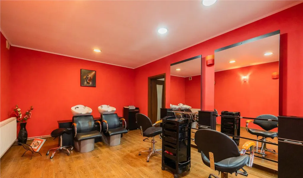 Casa pretabila rezidential comercial servicii Central F