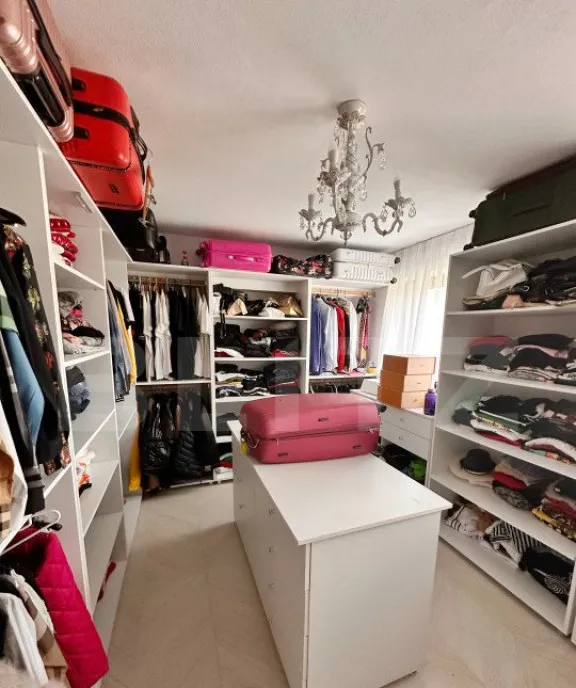 Casa impunatoare de lux - ultra dotata si mobilata