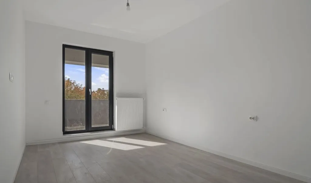 2 camere spatios 65 4 mp finisat modern langa metrou