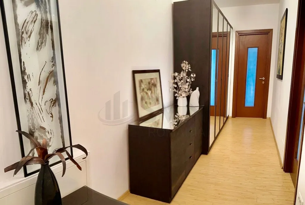 Apartament 3 camere I Parcare I Metrou I Central Park