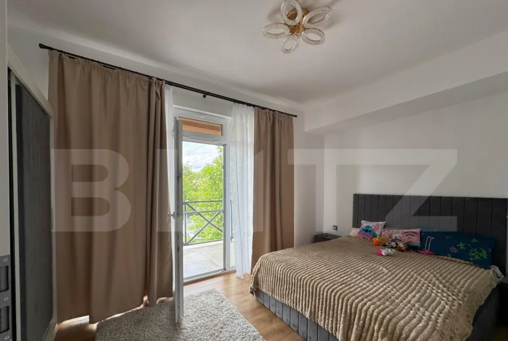 Apartament 3 camere 62 mp parcare zona Bulgaria