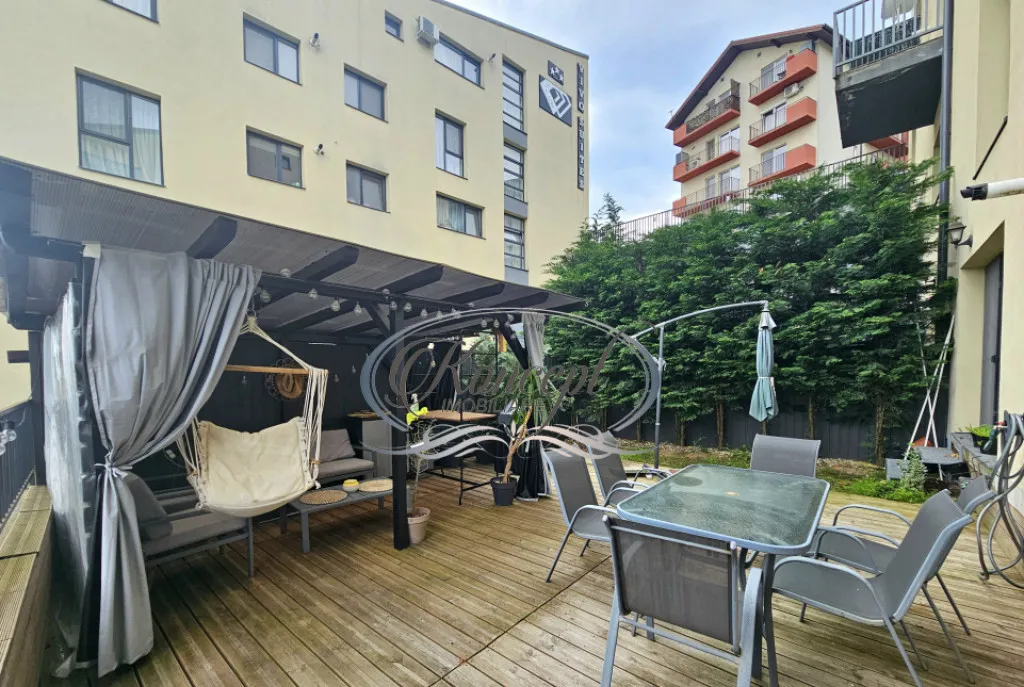Apartament elegant cu gradina privata si finisaje moderne