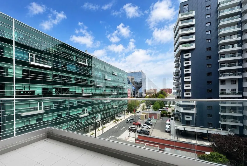 Apartament 3 camere Upground loc parcare inclus Metrou Pi