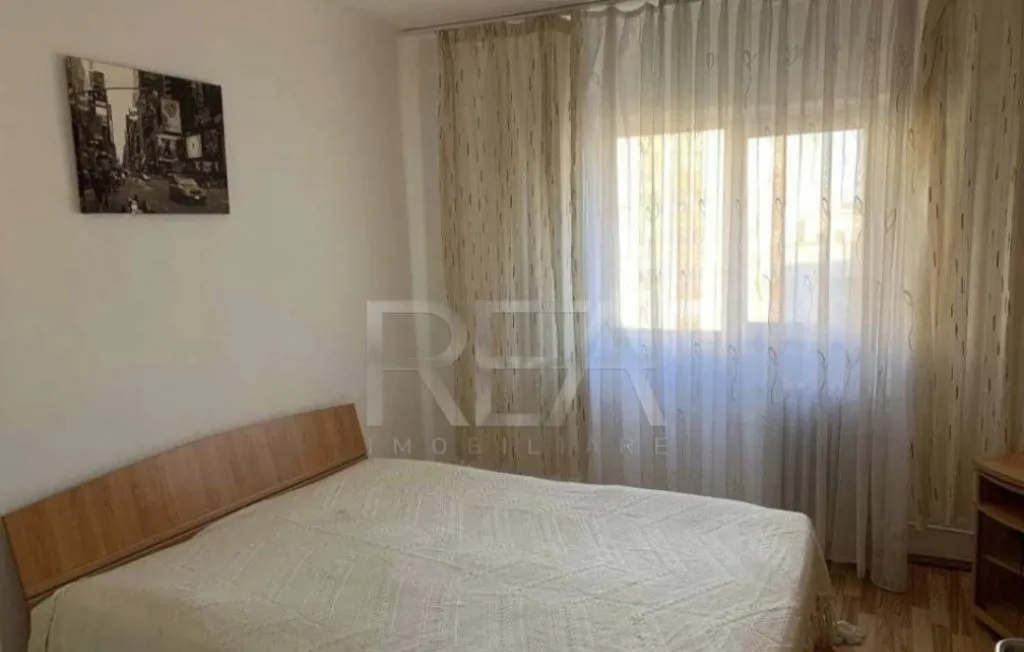 2 camere et 6/8 56mp bloc 1981 anvelopat Lujerului