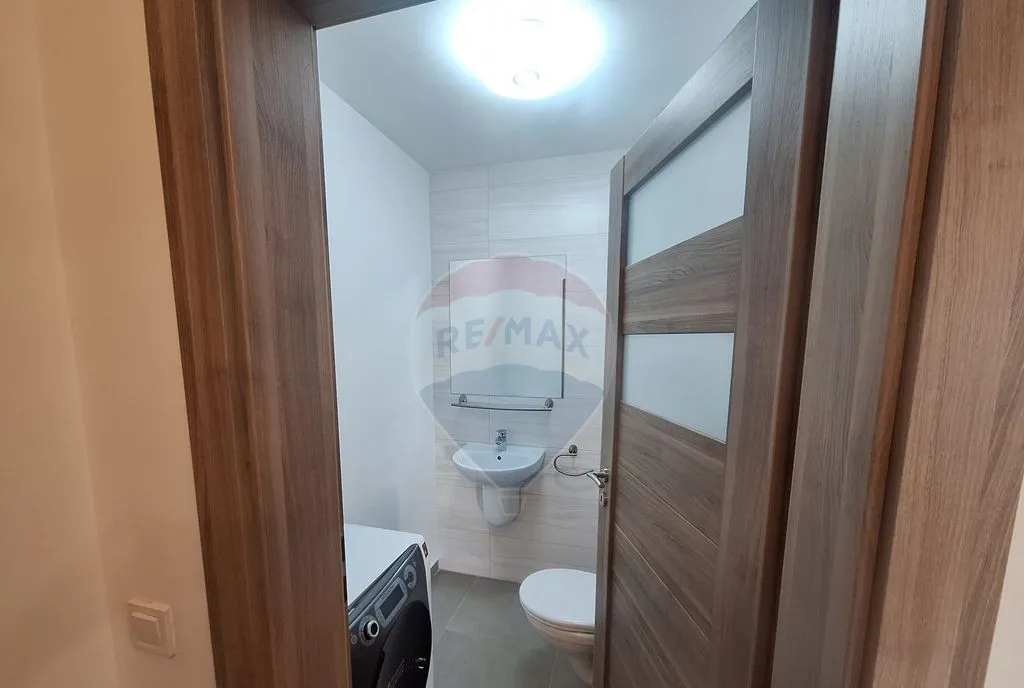 Apartament cozy cu pod in bloc cu 8 apartamente