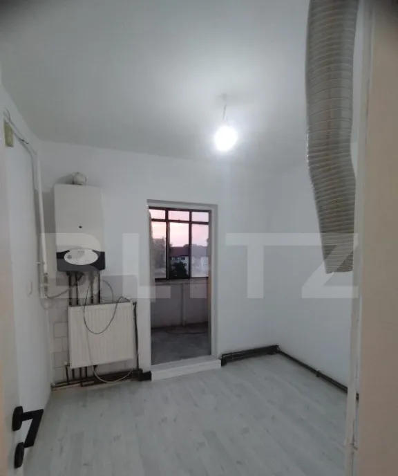 Apartament 3 camere decomandat 60 mp zona Tomesti
