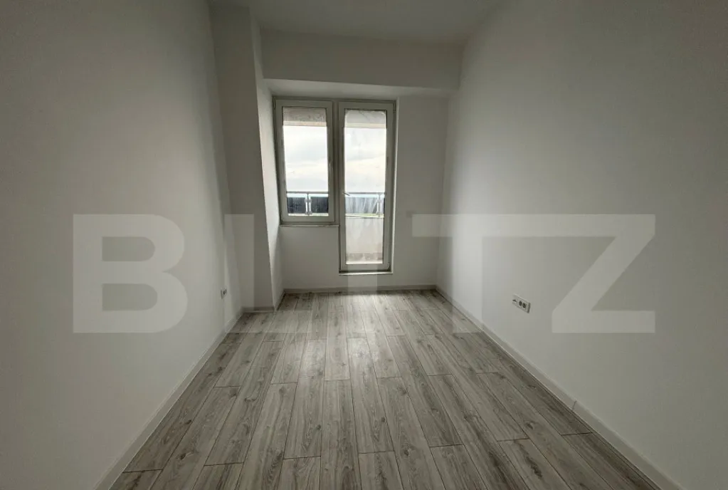 Penthouse 128 mp vedere spre Pepiniera Galata zona Galata