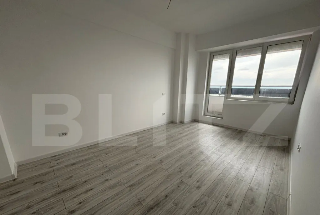 Penthouse 128 mp vedere spre Pepiniera Galata zona Galata