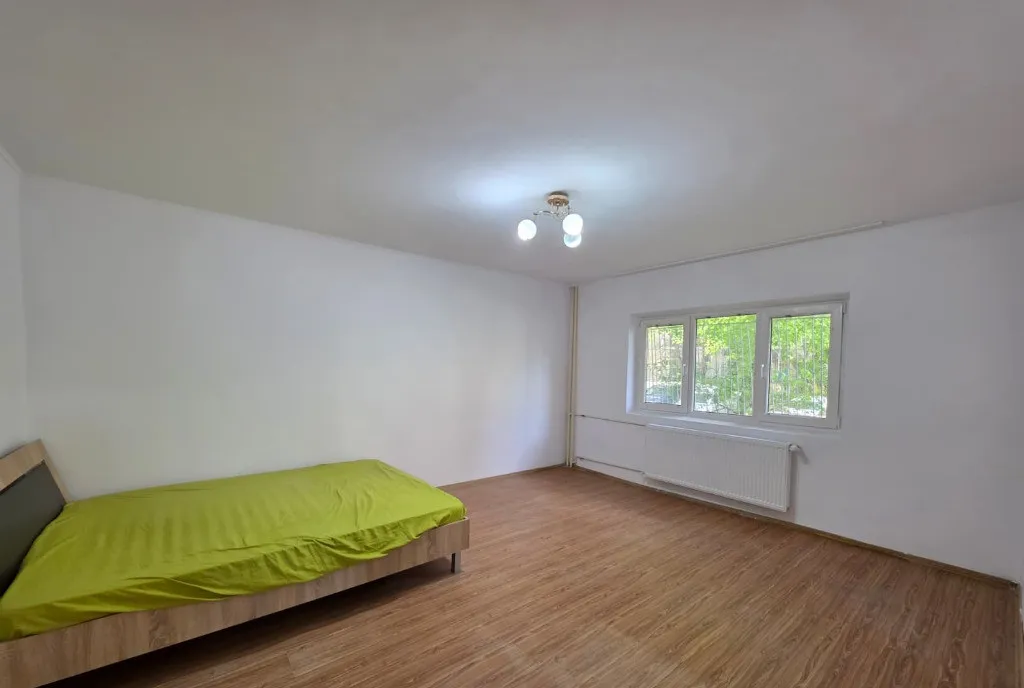 Inchiriere garsoniera Tineretului str Baltita 37 mpu decomandata