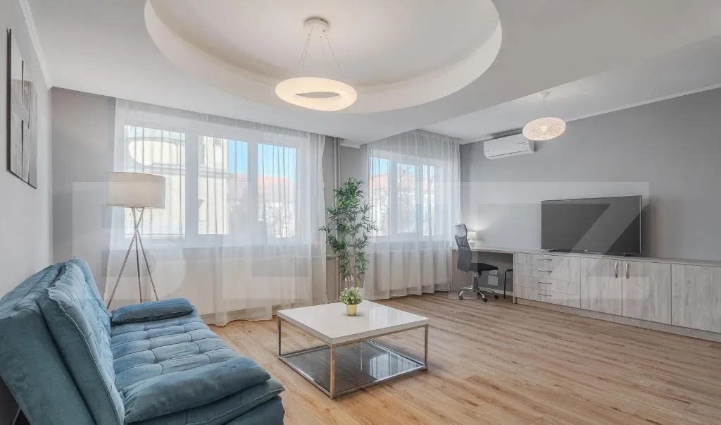 Apartament modern cu 3 camere central etaj 1