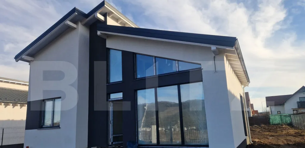Casa Harman 712 mp teren intabulata
