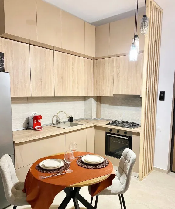 Berceni metrou biruintei 87 studio etaj 2