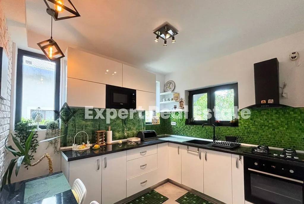 Casa 4 camere tunari terasa spectaculoasa