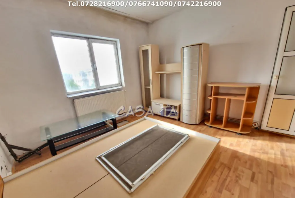 Apartament 3 camere situat in Rovinari Str 22 Decembrie