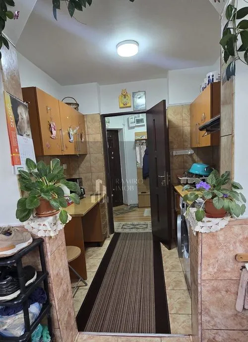 Apartament 2 camere Titan decomandat etaj 1