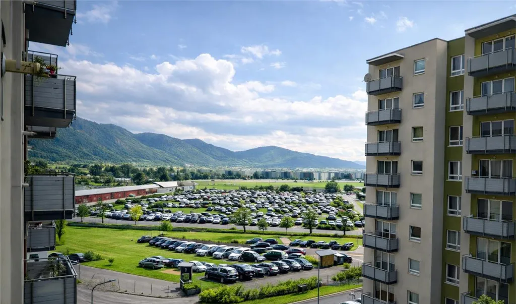 Garsoniera Premium decomandata terasa boxa parcare gata de