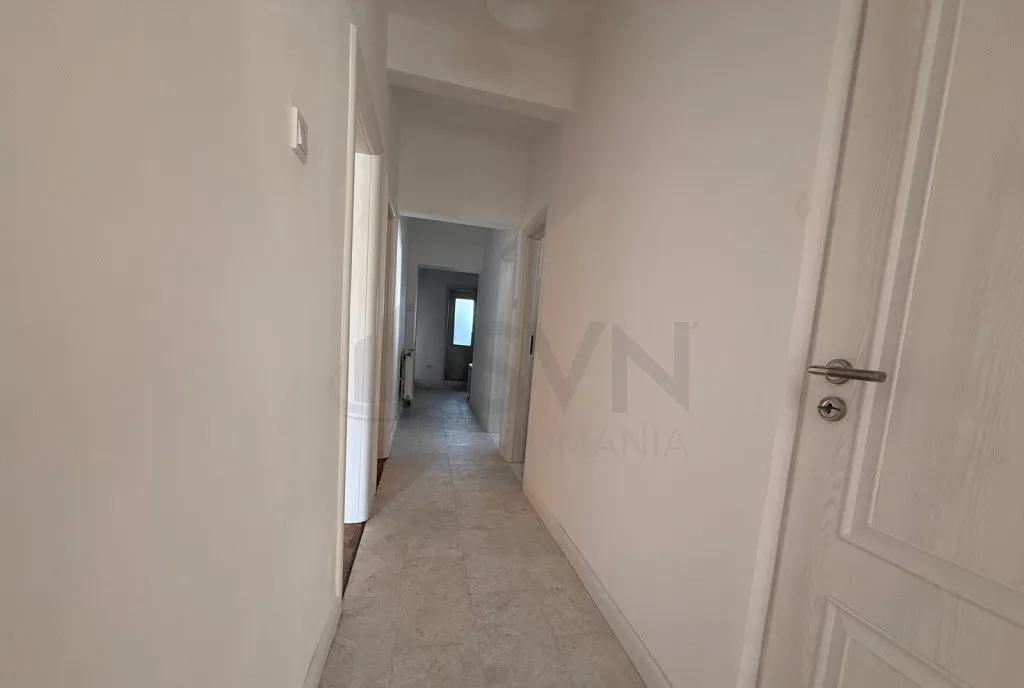 Apartament 3 camere Casin Domenii