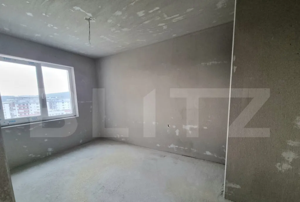 Apartament 3 camere semifinisat zona bmw