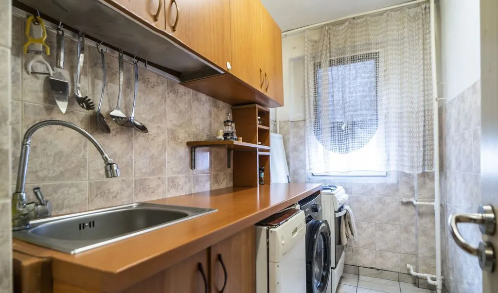 Lujerului Cetatuia 2 camere cf 2 decomandat 6/10