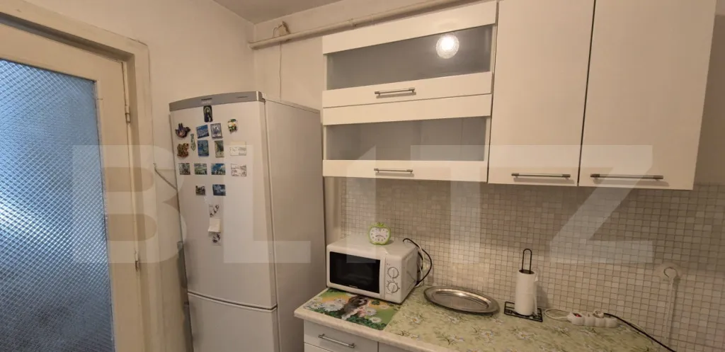 Apartament cu 2 camere etaj intermediar zona Centrala