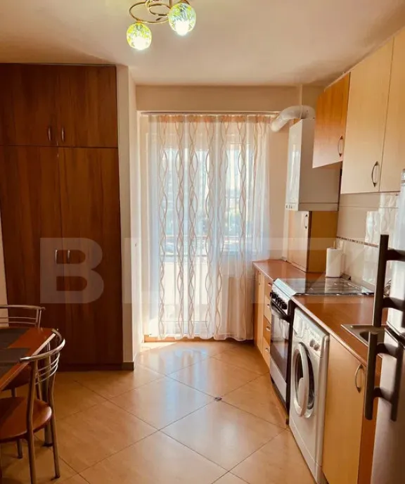 Apartament cu 2 camere complet decomandat proaspat renovat