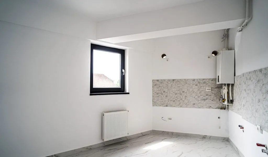 2 camere 63 mp etaj 1 finalizat metrou langa bloc co