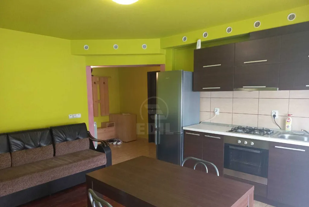 Apartament 2 camere zona Eroilor