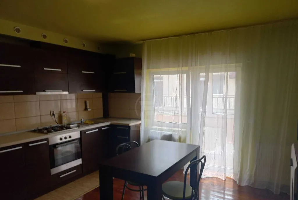 Apartament 2 camere zona Eroilor