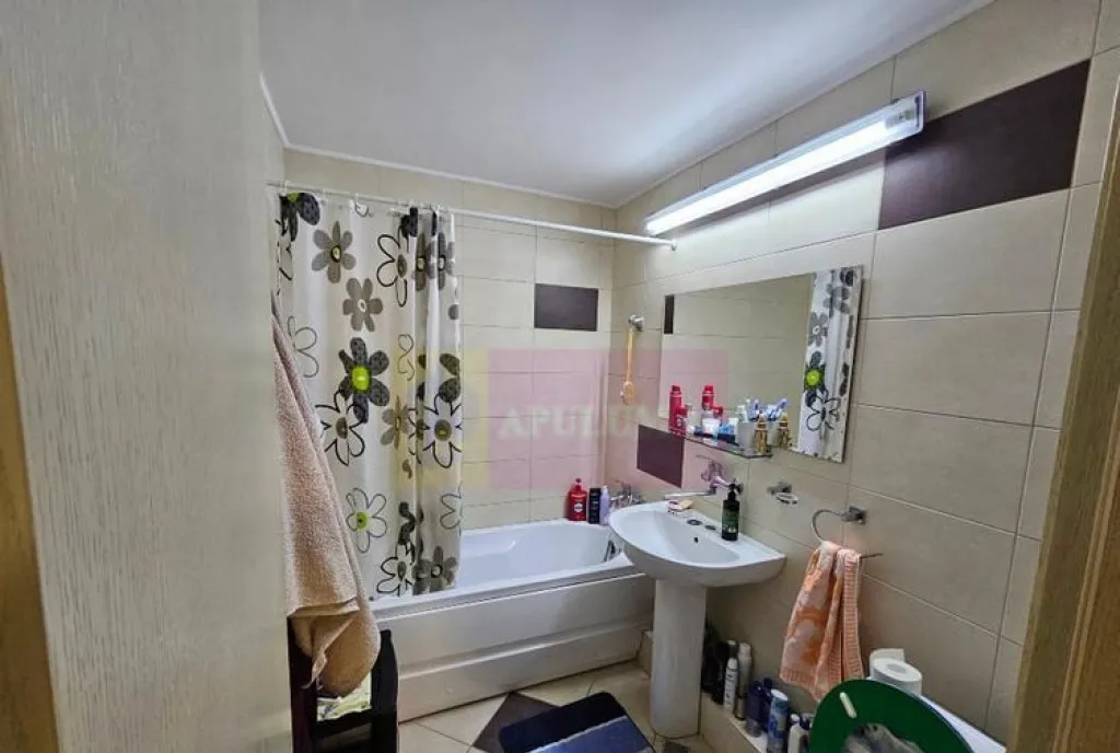 Vanzare apartament de 2 camere Calea Calarasilor Matei B