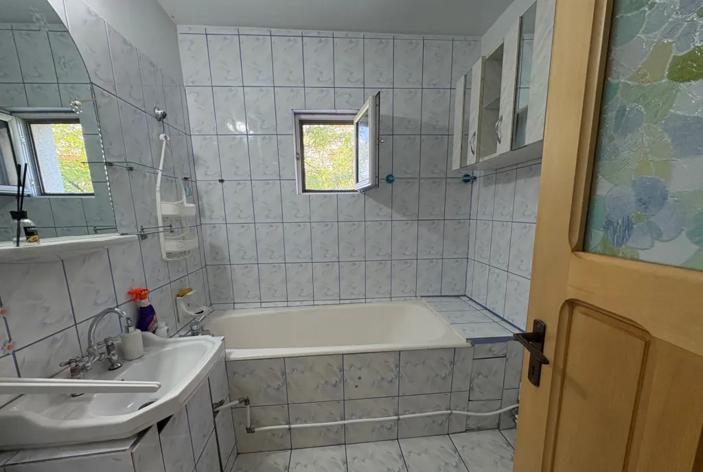 88900euro Nicolina Apartament cu 2 camere decomandat 2