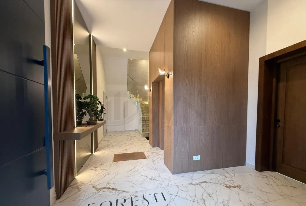 Apartament 3 Camere cu Terasa si Curte I Sinaia