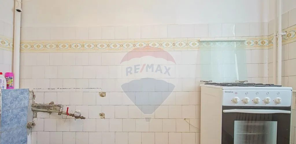Apartament cu 2 camere de vanzare in zona