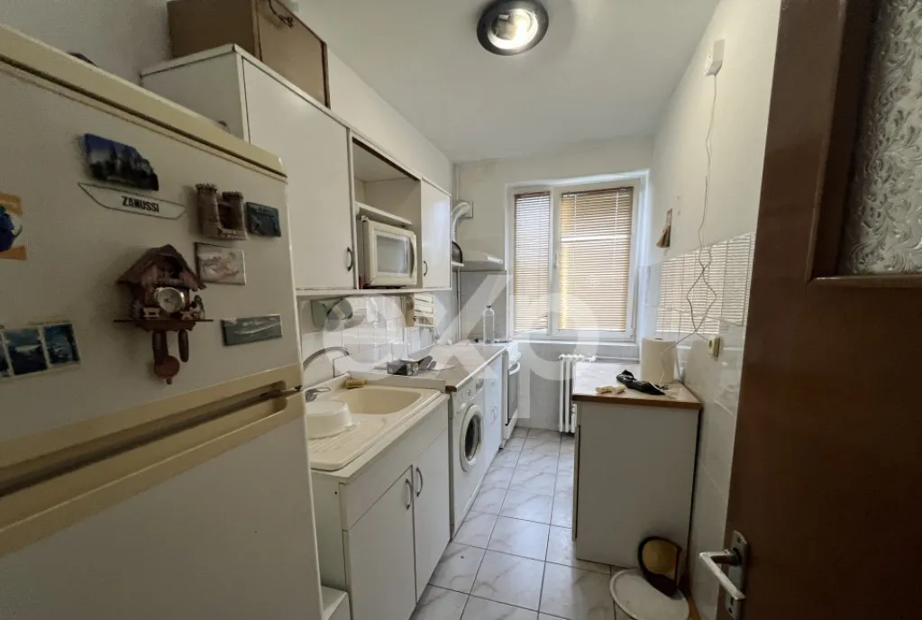 3 camere Decomandat electrica/sanitare refacute 12 m Metrou