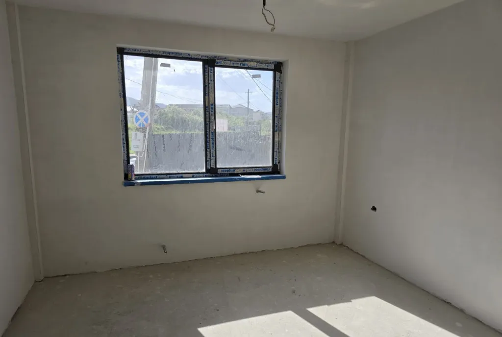 Apartament 3 camere in Piatra Neamt zona Regiment / Gara