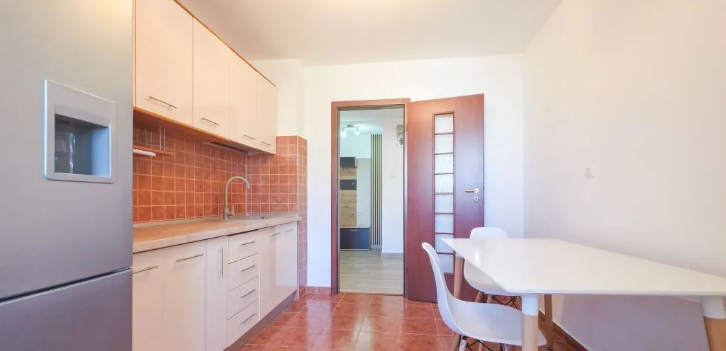 Apartament 3 camere Metrou Gorjului Dezrobirii
