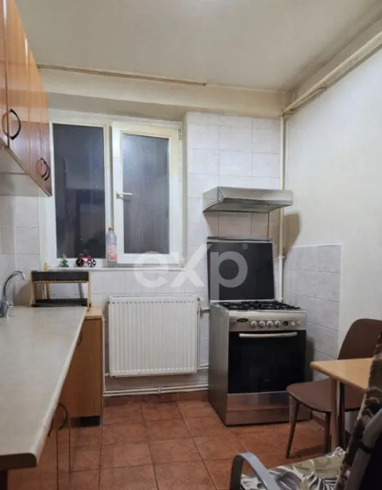 Apartament 4 camere cartier Craiovei