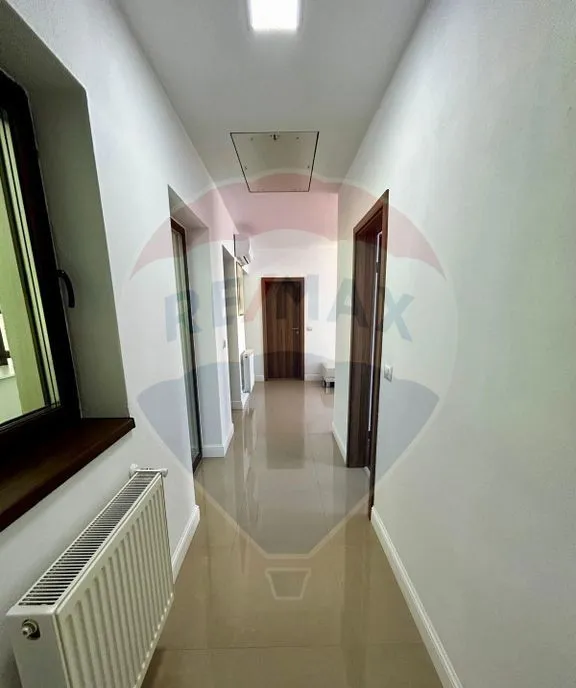 Apartament la casa de inchiriat Curte privata Parcare