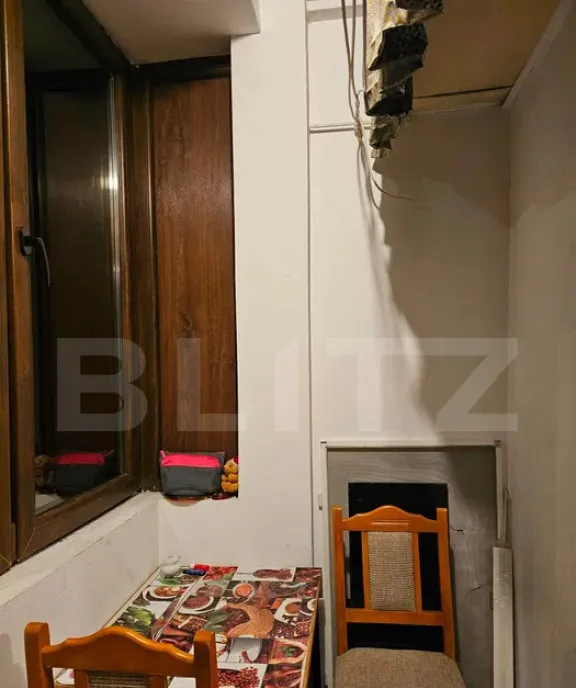 Apartament de vanzare 55 mp strada Aleea Savinesti